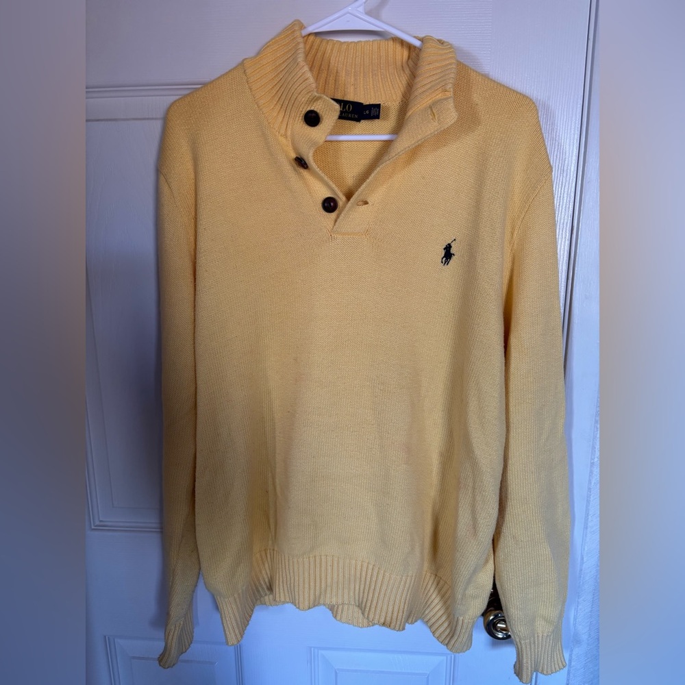 Ralph Lauren Men's Soft Yellow Crewneck Sweater